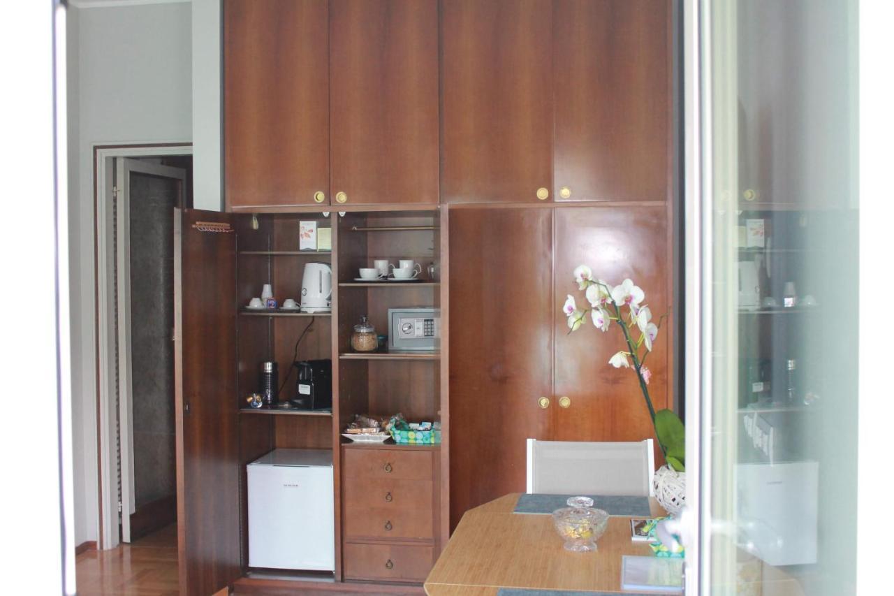 Lakeviewcabin - King Room With Balcony โกโม ภายนอก รูปภาพ